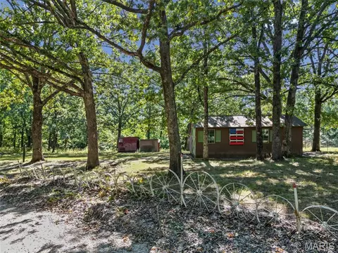 Exterior - 10052 Goose Creek Rd, Sullivan, MO 63080 photo 2 of 21