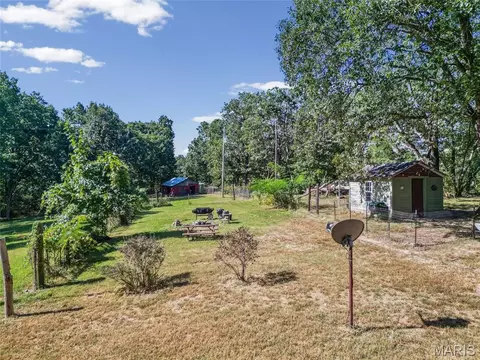 Exterior - 10052 Goose Creek Rd, Sullivan, MO 63080 photo 10 of 21