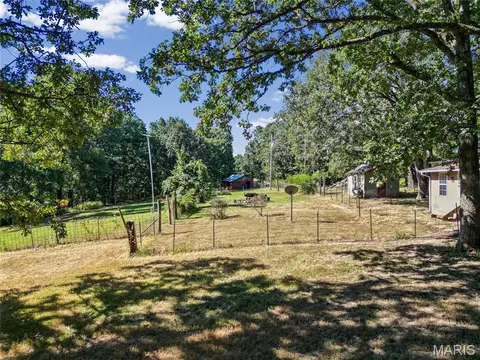 Exterior - 10052 Goose Creek Rd, Sullivan, MO 63080 photo 7 of 21