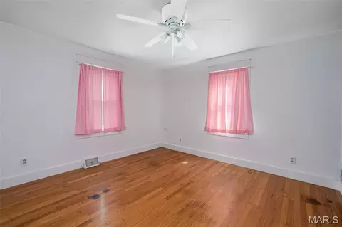 Bedroom - 2249 Holtgrewe Rd, Washington, MO 63090 photo 3 of 4