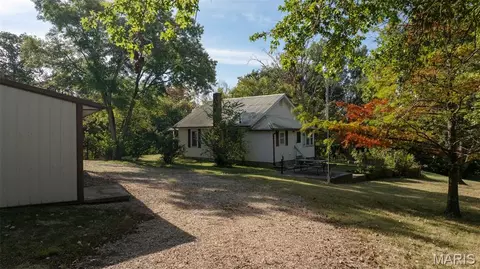 7192 Jones Rd, Bloomsdale, MO 63627