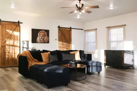 Living - 11955 County Road 8030, Rolla, MO 65401 photo 1 of 3