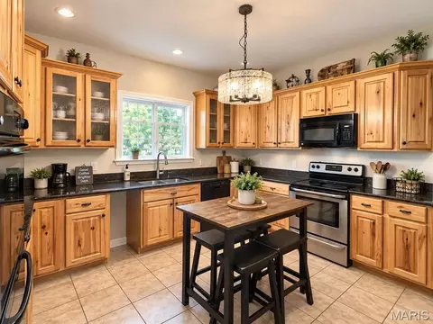 Kitchen - 14085 State Highway C, Belgrade, MO 63622 photo 1 of 2