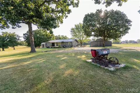 Exterior - 21816 Highway C, Belle, MO 65013 photo 1 of 14
