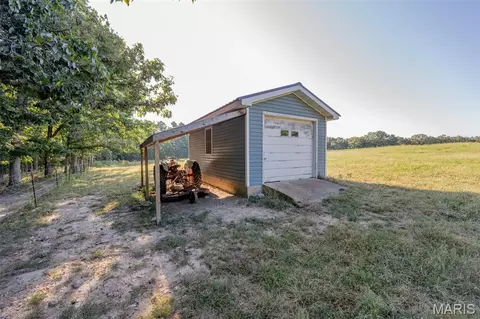 Exterior - 21816 Highway C, Belle, MO 65013 photo 8 of 14