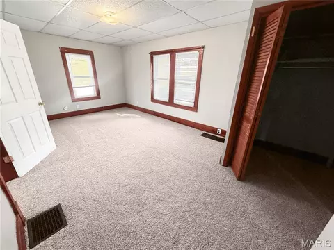 Bedroom - 421 Edwards St, Hannibal, MO 63401 photo 1 of 2