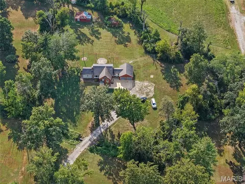 View/Area - 1501 Woods Ln, Centralia, IL 62801 photo 2 of 7