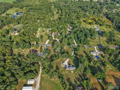 View/Area - 1501 Woods Ln, Centralia, IL 62801 photo 5 of 7