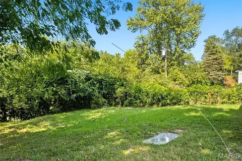 27 Bascom, Saint Louis, MO 63135 photo 2