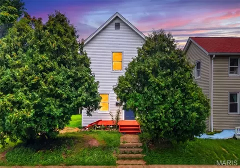 1318 Graham St, Saint Louis, MO 63139