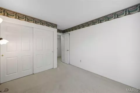Bedroom - 516 Wetherby Terrace Dr, Ballwin, MO 63021 photo 2 of 7