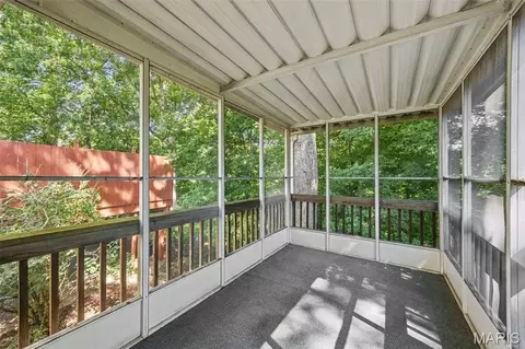 Exterior - 516 Wetherby Terrace Dr, Ballwin, MO 63021 photo 2 of 6