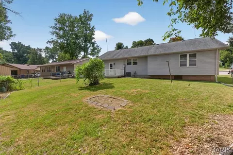 Exterior - 529 E 11th St, Washington, MO 63090 photo 8 of 8