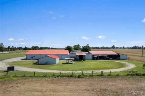 2128 W 416th Rd, East Prairie, MO 63845