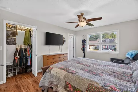 Bedroom - 906 Laurel Dr, Rolla, MO 65401 photo 3 of 4