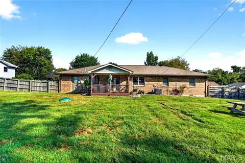Exterior - 906 Laurel Dr, Rolla, MO 65401 photo 10 of 12