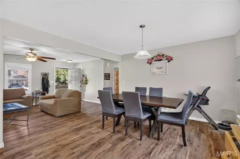 Dining - 906 Laurel Dr, Rolla, MO 65401 photo 4 of 4