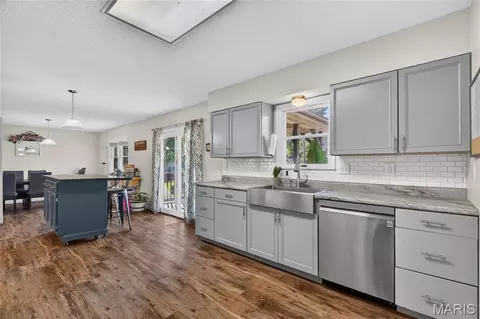 Kitchen - 906 Laurel Dr, Rolla, MO 65401 photo 6 of 6