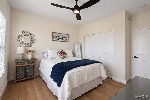 Bedroom - 910 Taylor Dr, Waterloo, IL 62298 photo 5 of 7