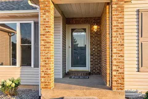 Exterior - 1052 Birdie Ln, Jackson, MO 63755 photo 3 of 8