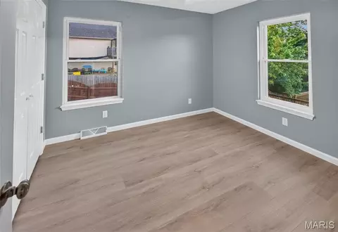 Bedroom - 1052 Birdie Ln, Jackson, MO 63755 photo 2 of 3