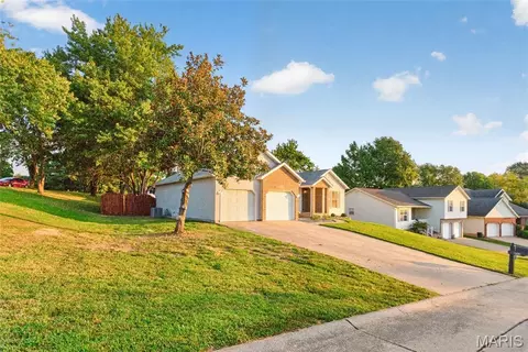 Exterior - 1052 Birdie Ln, Jackson, MO 63755 photo 7 of 8