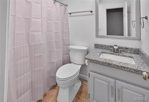 Bath - 1052 Birdie Ln, Jackson, MO 63755 photo 3 of 4