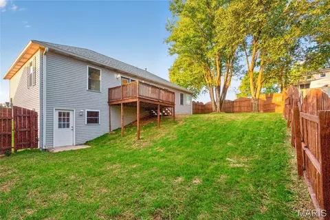 Exterior - 1052 Birdie Ln, Jackson, MO 63755 photo 4 of 8