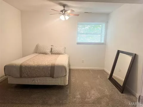 Bedroom - 31 Sunset Dr, Camdenton, MO 65020 photo 1 of 3