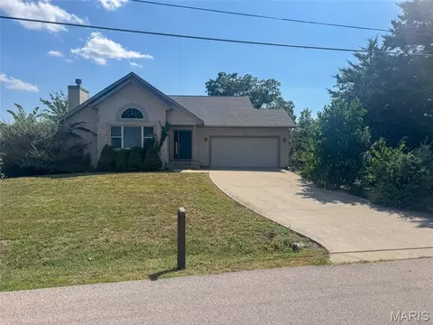 Exterior - 31 Sunset Dr, Camdenton, MO 65020 photo 7 of 10