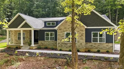 Exterior - 3406 Bluffs Dr, Eureka, MO 63025 photo 2 of 4