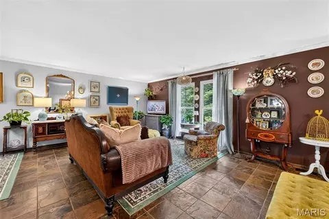Living - 7 Briarpath, Arnold, MO 63010 photo 3 of 6