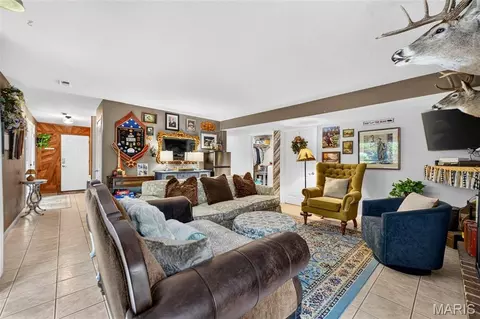 Living - 7 Briarpath, Arnold, MO 63010 photo 4 of 6