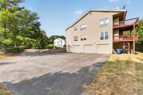 Exterior - 618 Pine Ridge Trails Ct #203, Ballwin, MO 63021 photo 5 of 7