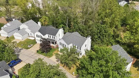 View/Area - 630 Cascade Lake Dr, Ballwin, MO 63021 photo 3 of 6
