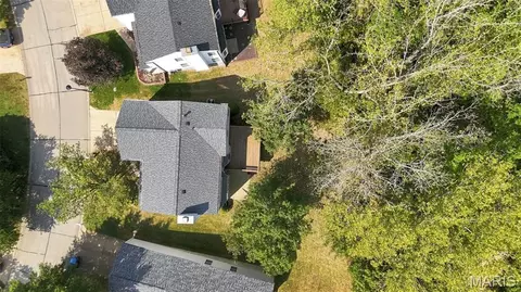 View/Area - 630 Cascade Lake Dr, Ballwin, MO 63021 photo 5 of 6
