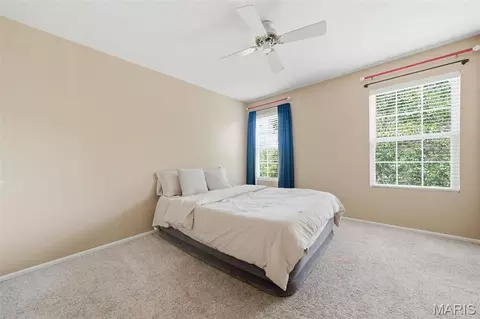 Bedroom - 630 Cascade Lake Dr, Ballwin, MO 63021 photo 3 of 4