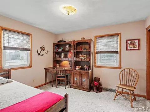 Bedroom - 1015 Easy St, Palmyra, MO 63461 photo 4 of 4