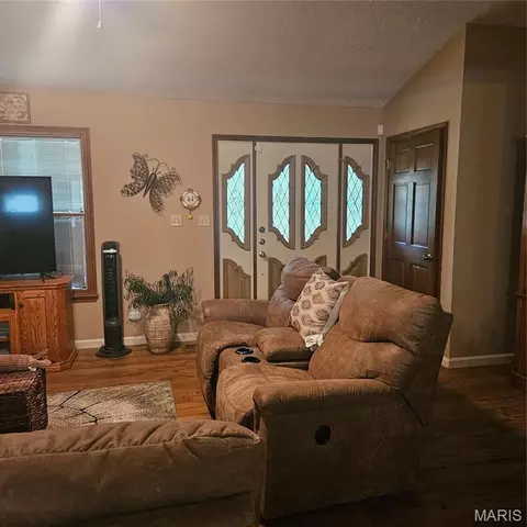 Entry Way - 119 Willow Creek Rd, Union, MO 63084 photo 1 of 2