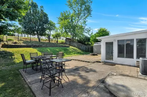 Exterior - 872 Hyde Park Dr, Arnold, MO 63010 photo 4 of 12