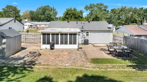 Exterior - 872 Hyde Park Dr, Arnold, MO 63010 photo 12 of 12