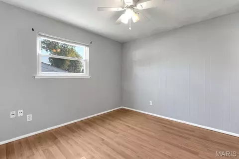 Bedroom - 872 Hyde Park Dr, Arnold, MO 63010 photo 2 of 5