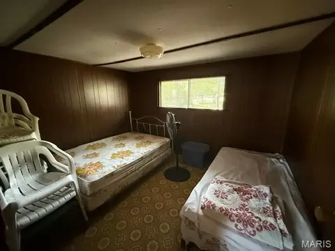 Bedroom - 15 Windle Rd, Cuba, MO 65453 photo 2 of 2
