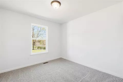 Bedroom - 1018 Samwise St, Wright City, MO 63390 photo 3 of 6