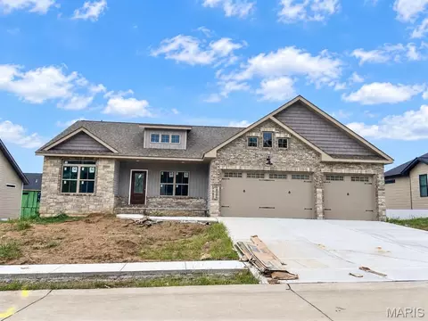 1843 Robins Mill Ct, Maryville, IL 62062