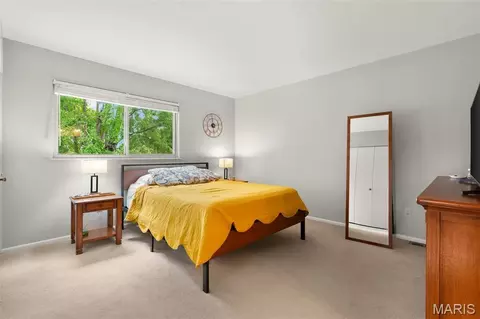 Bedroom - 1 Buckingham Dr, Washington, MO 63090 photo 1 of 8