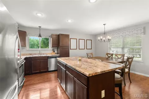 Kitchen - 1 Buckingham Dr, Washington, MO 63090 photo 1 of 2