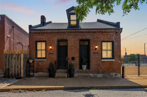 2106 S 8th St, Saint Louis, MO 63104