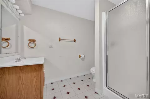 Bath - 22335 Target Rd, Saint Robert, MO 65584 photo 3 of 3