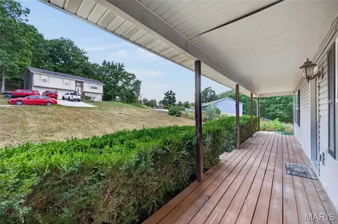 Exterior - 22335 Target Rd, Saint Robert, MO 65584 photo 6 of 8